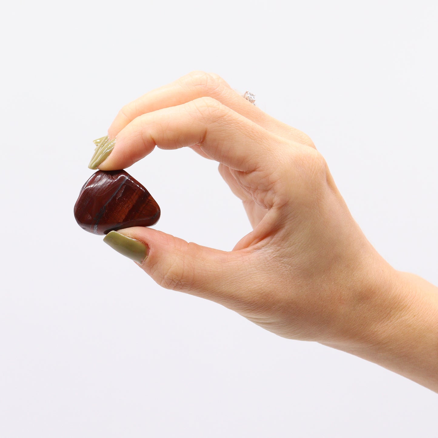 Knuffelsteen Rode Tijgeroog: Kracht, Focus en Emotionele Stabiliteit