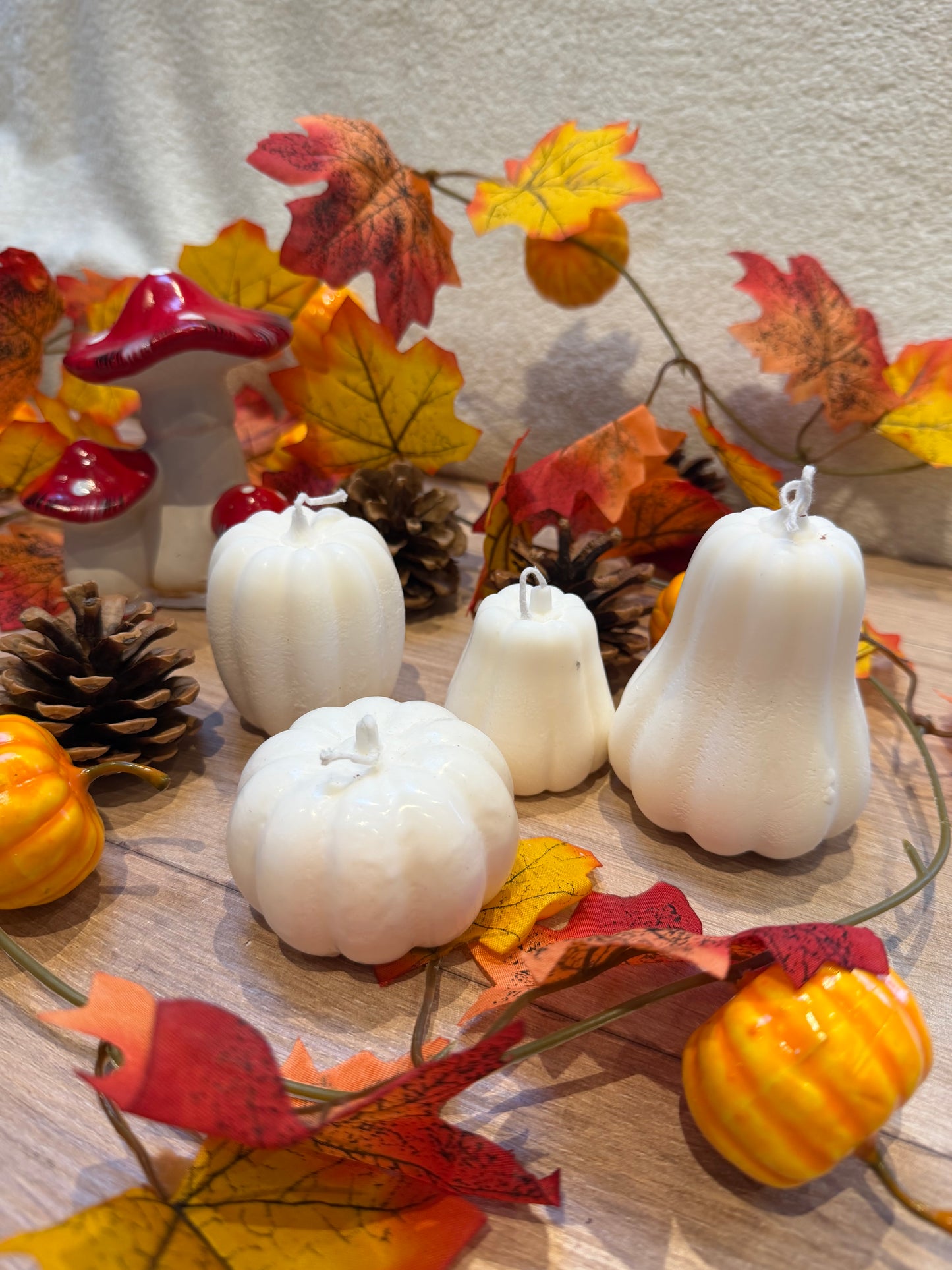 Pompoenparade - set van 4 handgemaakte kaarsen