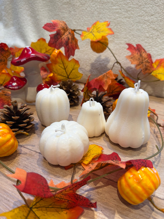Pompoenparade - set van 4 handgemaakte kaarsen